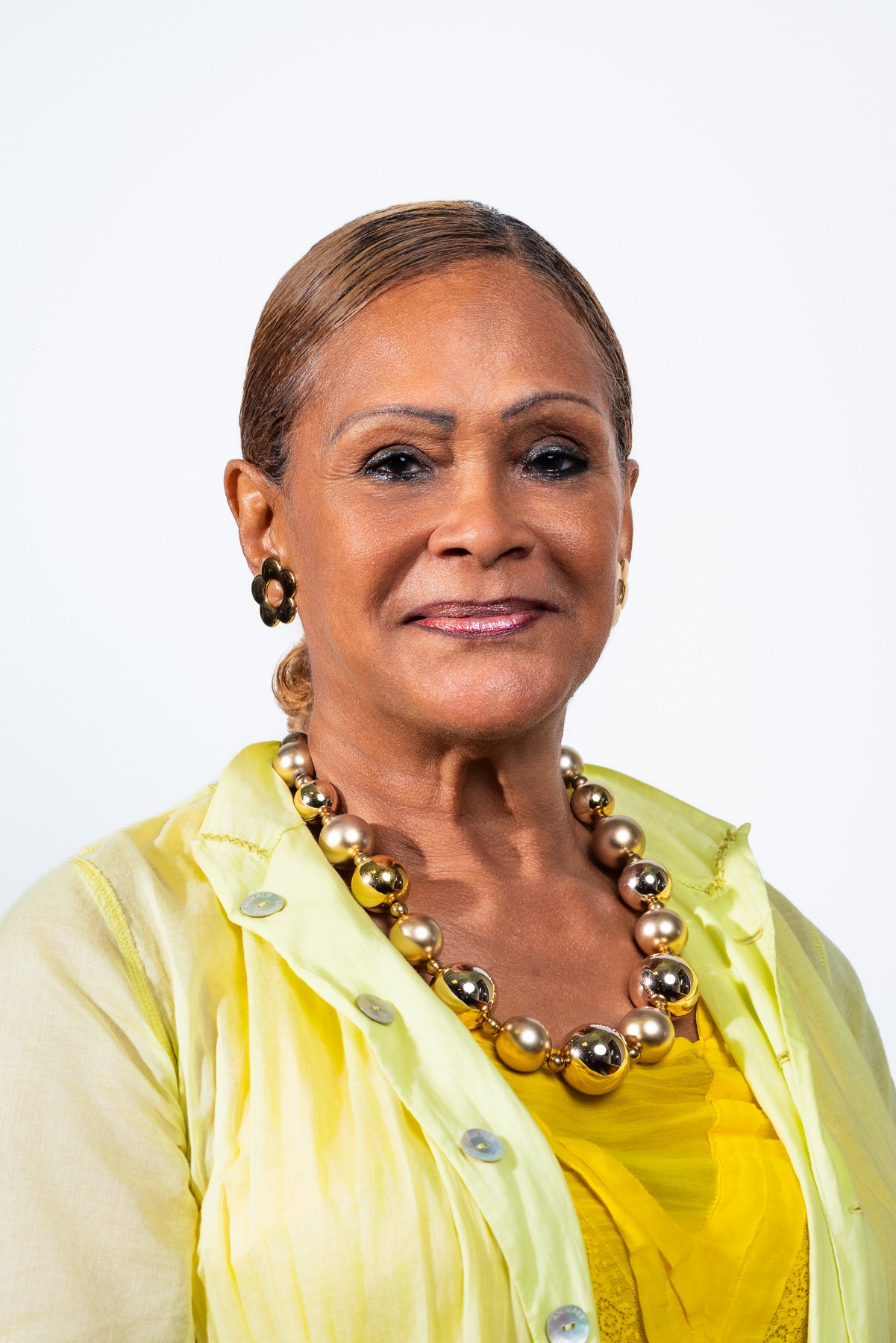 Mme Léna LESTIN
